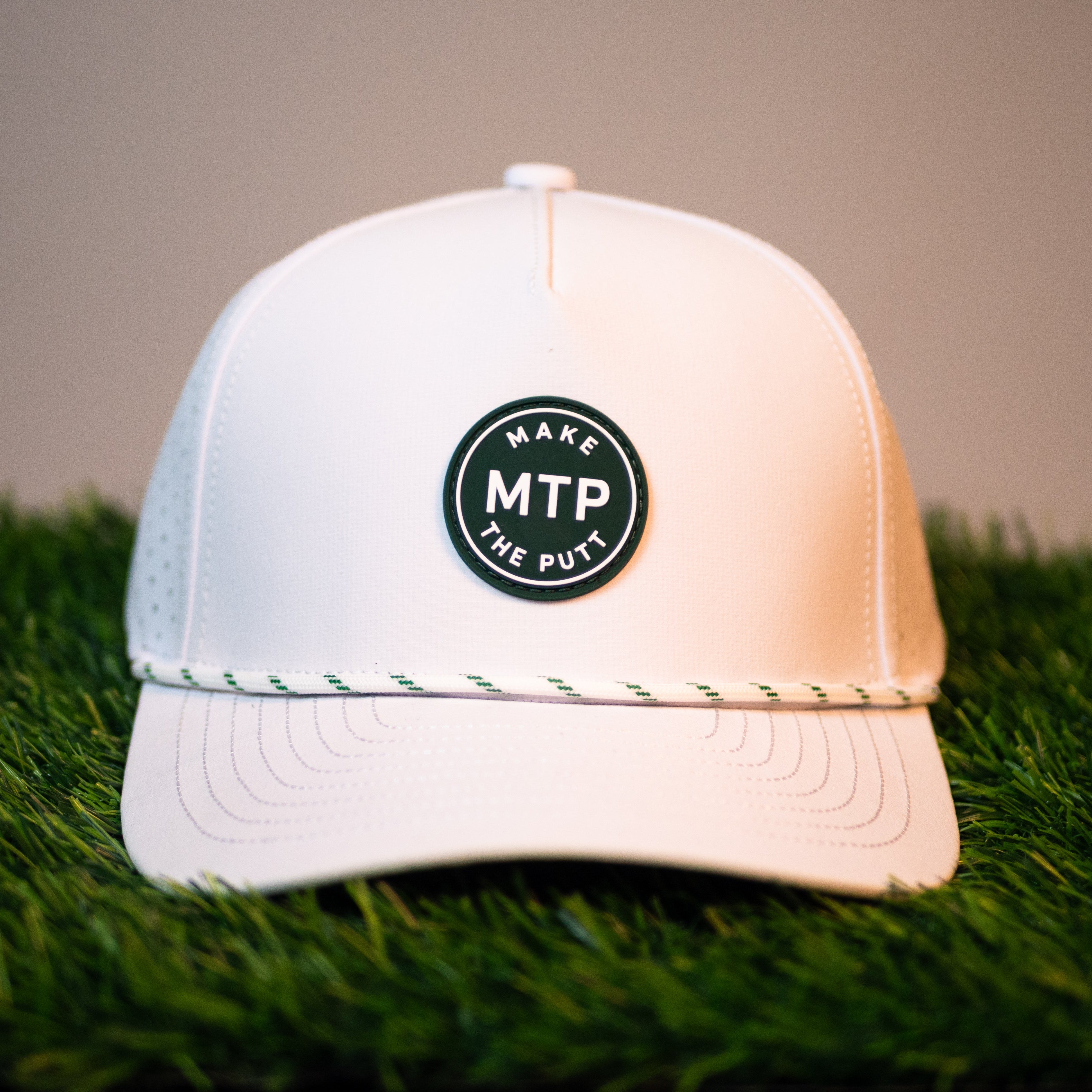 WHITE/GREEN