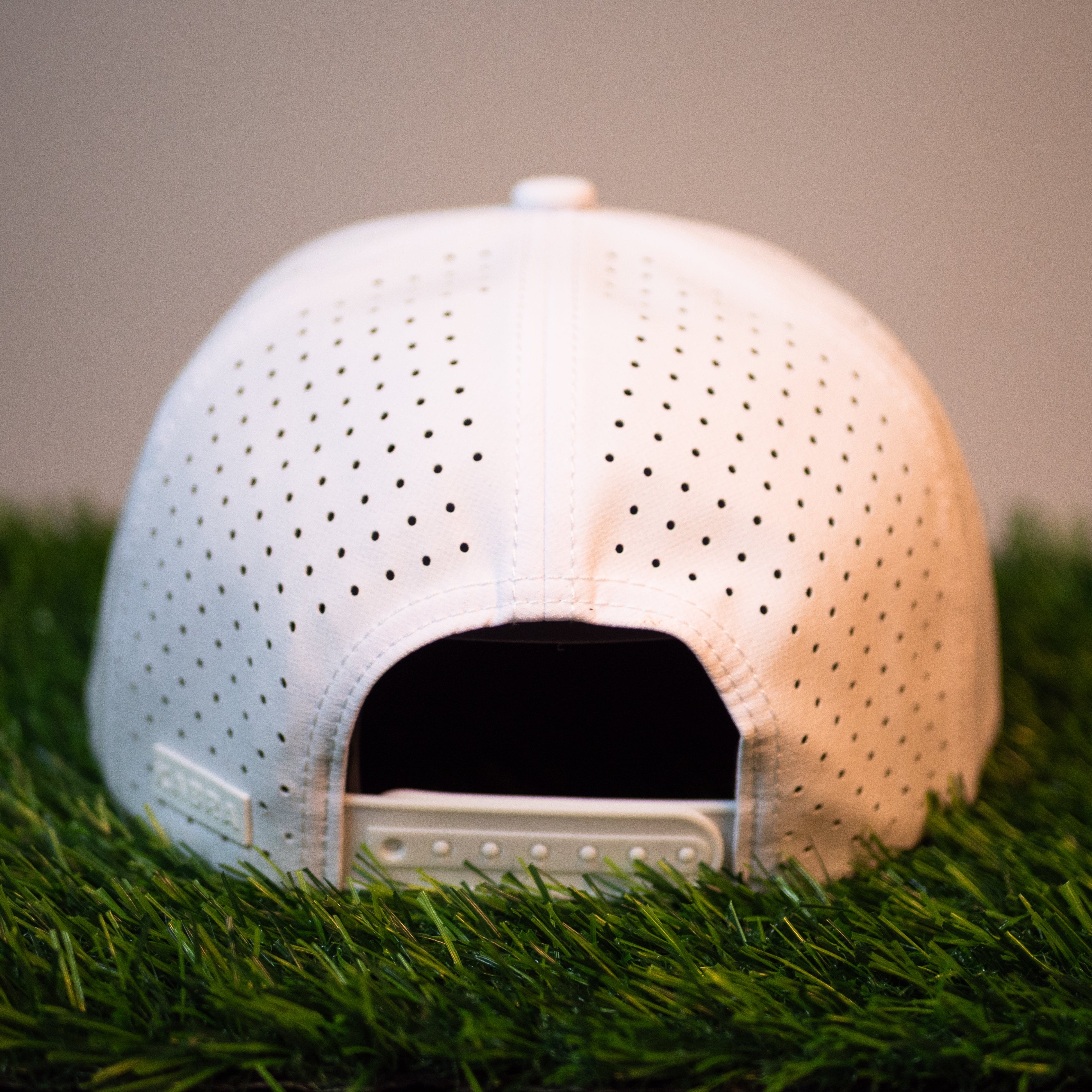 WHITE/GREEN